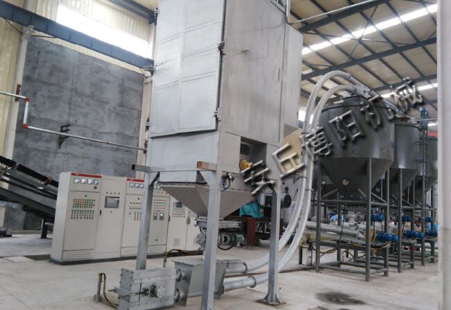 粉煤灰噸袋拆包機還可以應(yīng)用于哪些行業(yè)？