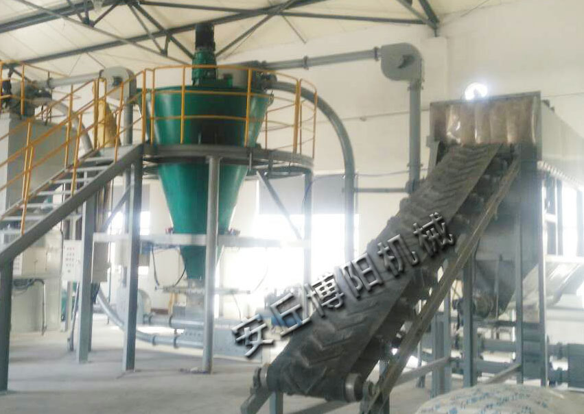 自動拆包機為什么被化工行業(yè)廣泛使用呢？